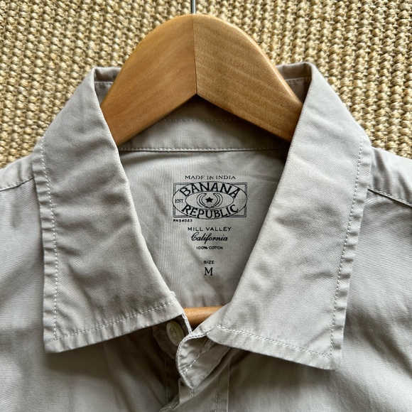 Banana Republic Shirt - Picture 7 of 8